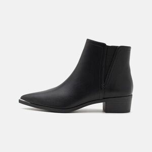 Call It Spring Women’s Norma B.E.D FOAM Black Ankle Boots, New Condition